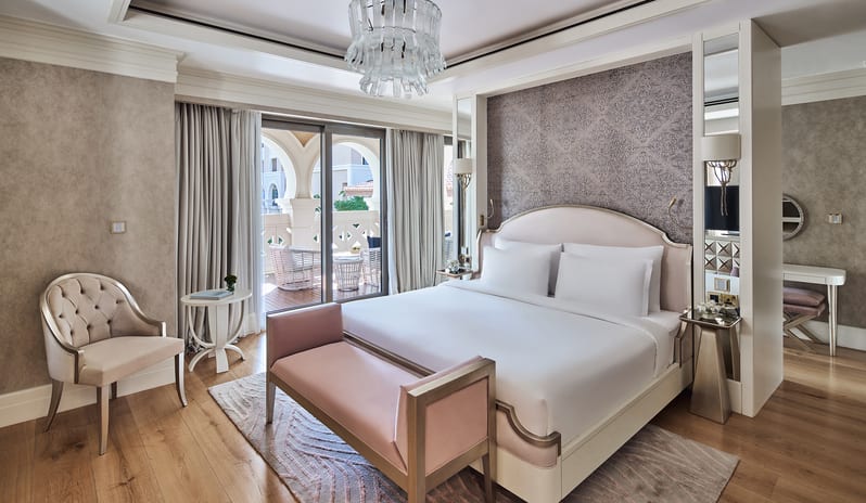 middle-east-holidays-abu-dhabi-rixos-premium-saadiyat-island-hotel-club-villa-bedroom
